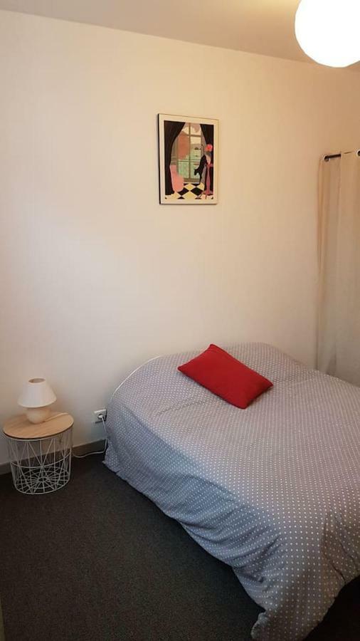 10 Rue Des Recollets 1Er Gauche Διαμέρισμα Μπριβ-λα-Γκαγιάρντ Εξωτερικό φωτογραφία