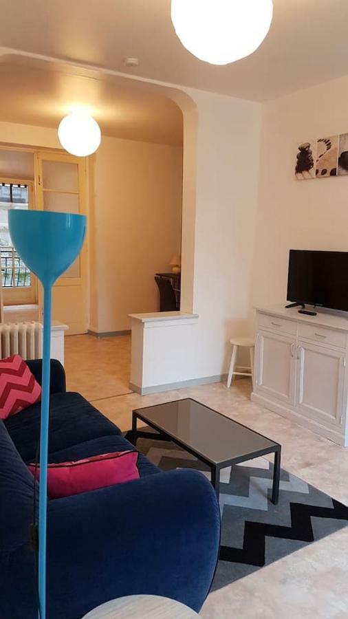 10 Rue Des Recollets 1Er Gauche Διαμέρισμα Μπριβ-λα-Γκαγιάρντ Εξωτερικό φωτογραφία
